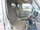 【フロントシート】インパネにシフトが付いているので足元広々!運転席から助手席の移動も楽々♪どちらからでも乗り降り出来るので、狭い場所の乗り降りも楽ちんですよ♪