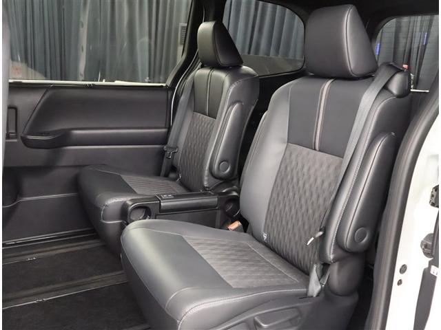 ノア ハイブリッドＳ－Ｚ　横滑り防止機能　エアバッグ　オートクルーズコントロール　地デジ　両側自動ドア　スマートエントリー　ＬＥＤランプ　バックモニター　メモリナビ　３列シート　ＥＴＣ付き　ＡＢＳ　ＡＣ１００Ｖ　アルミホイール（16枚目）