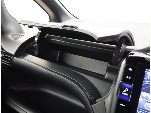 ヴォクシー ＺＳ　煌ＩＩＩ　プリクラッシュ　スマートキ　アイスト　ＤＶＤ再生機能　記録簿付き　横滑り防止装置　ナビＴＶ　アルミ　三列シート　ＷＡＣ　盗難防止　オートエアコン　キーレス　ＥＴＣ装備　パワステ　メモリナビ　クルコン（16枚目）