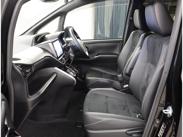 ヴォクシー ＺＳ　煌ＩＩＩ　プリクラッシュ　スマートキ　アイスト　ＤＶＤ再生機能　記録簿付き　横滑り防止装置　ナビＴＶ　アルミ　三列シート　ＷＡＣ　盗難防止　オートエアコン　キーレス　ＥＴＣ装備　パワステ　メモリナビ　クルコン（20枚目）