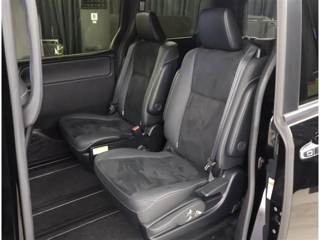 ヴォクシー ＺＳ　煌ＩＩＩ　プリクラッシュ　スマートキ　アイスト　ＤＶＤ再生機能　記録簿付き　横滑り防止装置　ナビＴＶ　アルミ　三列シート　ＷＡＣ　盗難防止　オートエアコン　キーレス　ＥＴＣ装備　パワステ　メモリナビ　クルコン（21枚目）