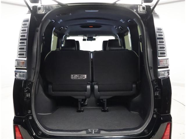 ヴォクシー ＺＳ　煌ＩＩＩ　プリクラッシュ　スマートキ　アイスト　ＤＶＤ再生機能　記録簿付き　横滑り防止装置　ナビＴＶ　アルミ　三列シート　ＷＡＣ　盗難防止　オートエアコン　キーレス　ＥＴＣ装備　パワステ　メモリナビ　クルコン（24枚目）