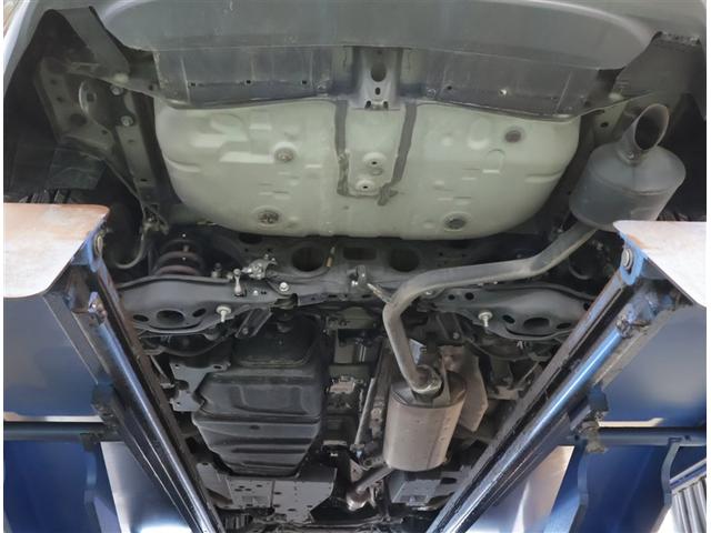 ハリアー プレミアム　カーテンエアバッグ　クルーズＣ　記録簿あり　Ｂカメラ　電動パワーシート　ＬＥＤライト　メモリナビ　横滑り防止機能　オートエアコン　Ａストップ　エアバッグ　ＡＷ　ＤＶＤ再生可　パワーウィンドウ　キーレス（19枚目）