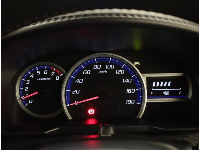 タンク カスタムＧ－Ｔ　スマキ－　地上デジタル　アルミホイル　踏み間違い防止装置　両側電動ドア　ＬＥＤヘッドライト　クルコン　リアカメラ　横滑り防止装置　ＥＴＣ　ウォークスルー　キーレス　ＴＶナビ　オートエアコン　ＤＶＤ（7枚目）