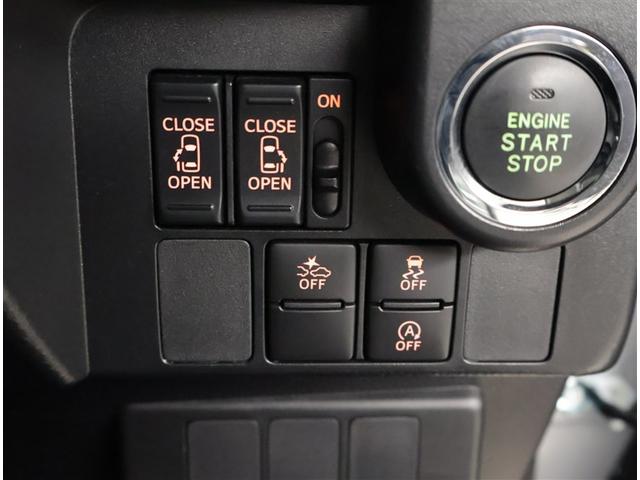 タンク カスタムＧ－Ｔ　スマキ－　地上デジタル　アルミホイル　踏み間違い防止装置　両側電動ドア　ＬＥＤヘッドライト　クルコン　リアカメラ　横滑り防止装置　ＥＴＣ　ウォークスルー　キーレス　ＴＶナビ　オートエアコン　ＤＶＤ（17枚目）