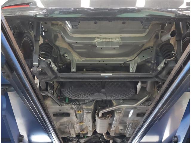 タンク カスタムＧ－Ｔ　スマキ－　地上デジタル　アルミホイル　踏み間違い防止装置　両側電動ドア　ＬＥＤヘッドライト　クルコン　リアカメラ　横滑り防止装置　ＥＴＣ　ウォークスルー　キーレス　ＴＶナビ　オートエアコン　ＤＶＤ（24枚目）