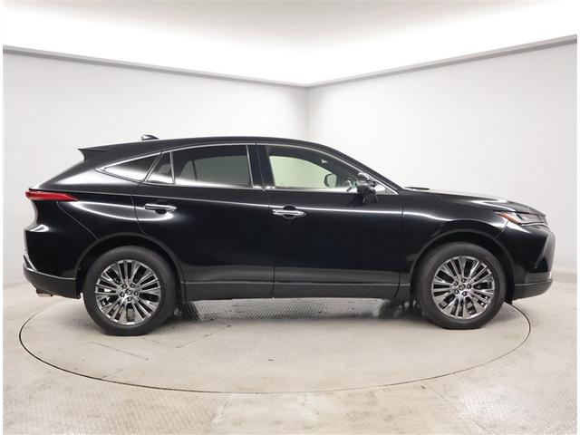 ハリアー Ｚ　盗難防止　運転席パワーシート　地デジ　横滑防止装置　リアビューカメラ　ヘッドライトＬＥＤ　アルミホイール　点検記録簿　Ｗエアバッグ　キーレス　ドラレコ付き　スマートキ－　サイドエアバッグ　エアコン（4枚目）