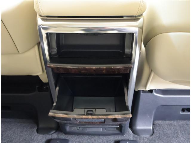 アルファードハイブリッド Ｇ　Ｆパッケージ　ムーンルーフ　Ｂモニター　オートクルーズコントロール　地デジ　オートエアコン　電動シート　ＡＢＳ　エアバッグ　ＥＴＣ　点検記録簿　キーレス　盗難防止装置　メモリーナビ　横滑防止　３列シート　アルミ（11枚目）