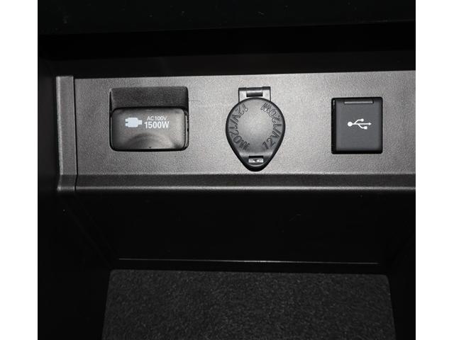 アルファードハイブリッド Ｇ　Ｆパッケージ　ムーンルーフ　Ｂモニター　オートクルーズコントロール　地デジ　オートエアコン　電動シート　ＡＢＳ　エアバッグ　ＥＴＣ　点検記録簿　キーレス　盗難防止装置　メモリーナビ　横滑防止　３列シート　アルミ（17枚目）