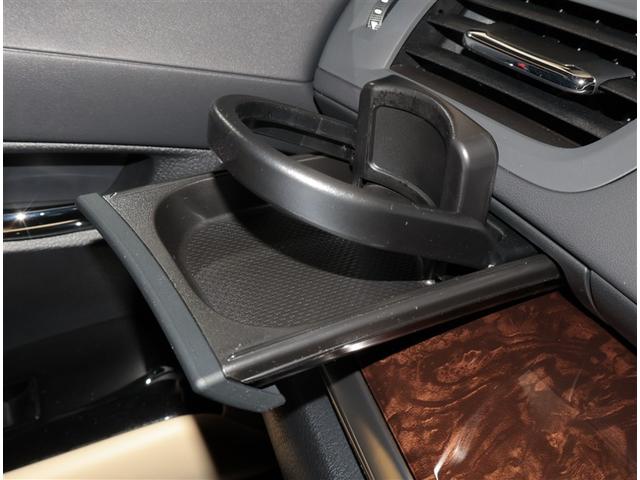 アルファードハイブリッド Ｇ　Ｆパッケージ　ムーンルーフ　Ｂモニター　オートクルーズコントロール　地デジ　オートエアコン　電動シート　ＡＢＳ　エアバッグ　ＥＴＣ　点検記録簿　キーレス　盗難防止装置　メモリーナビ　横滑防止　３列シート　アルミ（18枚目）