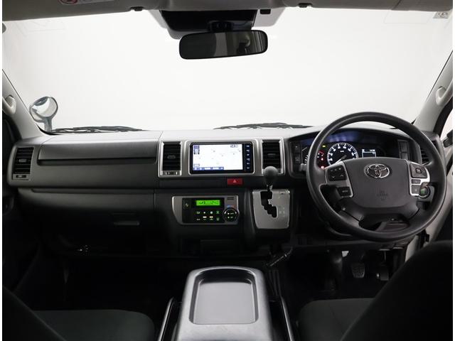 ハイエースバン ロングスーパーGL フルフラット リアカメラ SRS ダブルエアバッグ Wエアコン 横滑り防止装置付 盗難防止機能 キーレス スマートエントリー DVD視聴可 エアコン パワステ ナビTV ETC ABS メモリーナビ(5枚目)