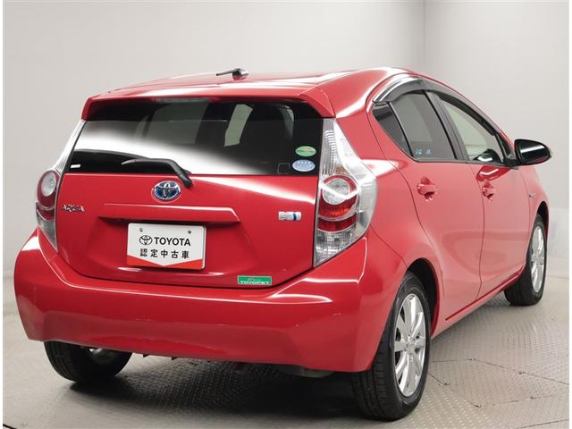 アクア S スマートキープッシュスタート キーレスエントリ イモビ ナビ&TV オートエアコン デュアルエアバック ESC Bカメラ パワーウィンドウ AUX端子 ETC DVD再生可能 アルミホイール SRS(3枚目)