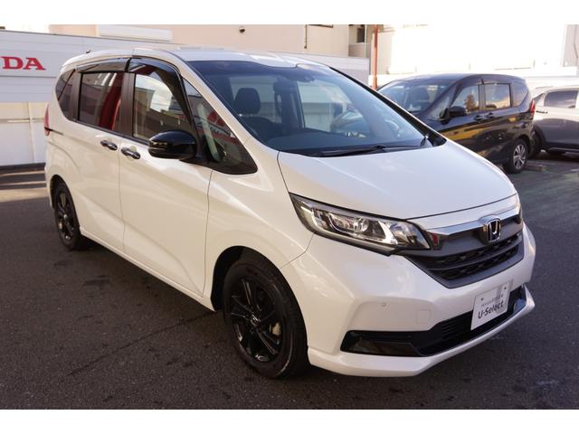 フリード Ｇブラックスタイル　ワンオーナー／前後ドラレコ／メモリーナビ／ＥＴＣ２．０／アルミホイール　両電動スライドドア　ＵＳＢ接続　バックモニター　ドラレコ付き　フルセグテレビ　ＬＥＤヘッドライト　ＤＶＤ再生可能　スマートキー（6枚目）