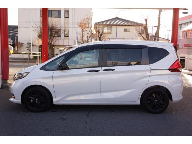 フリード Ｇブラックスタイル　ワンオーナー／前後ドラレコ／メモリーナビ／ＥＴＣ２．０／アルミホイール　両電動スライドドア　ＵＳＢ接続　バックモニター　ドラレコ付き　フルセグテレビ　ＬＥＤヘッドライト　ＤＶＤ再生可能　スマートキー（11枚目）