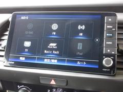 ナビゲーションはギャザズ９インチメモリーナビ（ＶＸＵ−２４５ＦＴｉ）が装着されております。ＡＭ、ＦＭ、ＣＤ、ＤＶＤ再生、音楽録音再生、フルセグＴＶ、Ｂｌｕｅｔｏｏｔｈがご使用いただけます。 3