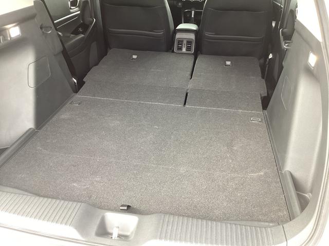 ヴェゼル ｅ：ＨＥＶＺ　衝突回避支援ブレーキ機能　１オナ　スマキ　フルオートエアコン　Ｄレコ　エアバッグ　両席エアバック　Ｒカメ　記録簿付　パワーウィンドウ　ＬＥＤランプ　ソナー　クルーズＣ　ナビ＆ＴＶ　禁煙（29枚目）