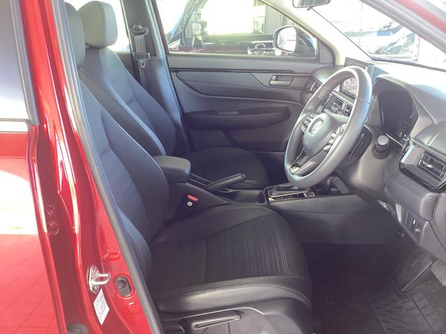 ＷＲ－Ｖ Ｚ＋ブラックスタイル　ギャザズメモリーナビ　ＥＴＣ　バックカメラ　ＬＥＤライト　アルミホイール　オートクルーズコントロール　ＬＥＤヘッドランプ　フルセグ　盗難防止システム　衝突被害軽減システム　ＵＳＢ　スマートキー（20枚目）