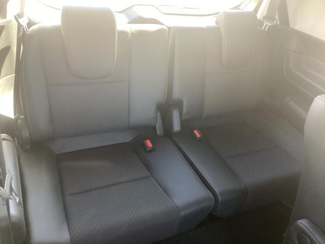 フリードハイブリッド ハイブリッド・Ｇ　純正９インチメモリーナビ　ＥＴＣ　バックカメラ　シートヒータ　両側電動スライドドア　両電動ドア　サイドエアバック　クルコン　スマキー　パワーステアリング　ＬＥＤライト　フルセグＴＶ　ウォークスルー（20枚目）