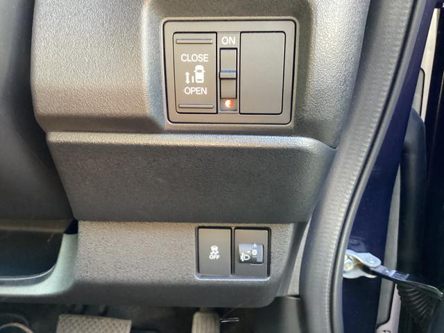 N-BOXカスタム ベースグレード 純正8インチメモリーナビ ETC バックカメラ シートヒーター 左電動スライドドア アルミホイール USB接続 CMBS Dレコ 禁煙 1オーナー オートエアコン スマートキ LED 盗難防止装置(18枚目)