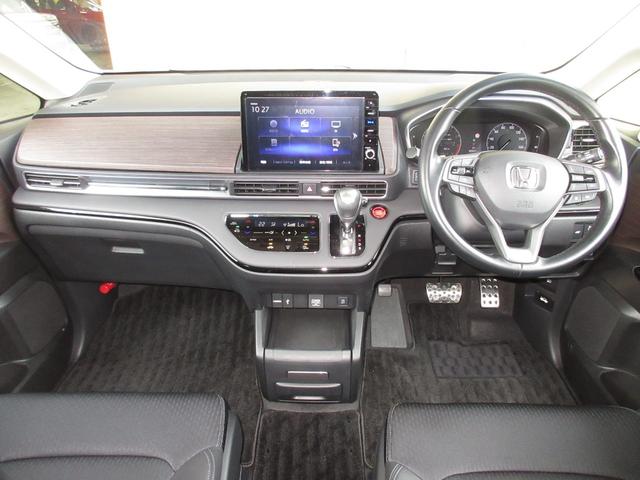 オデッセイ アブソルート・EX 純正メモリーナビドラレコETCRカメラワンオーナー パーキングサポート 整備記録簿 シ-トヒ-タ- バックモニター WAC フロントカメラ スマ-トキ- セキュリティーアラーム 3列シート DVD再生(2枚目)