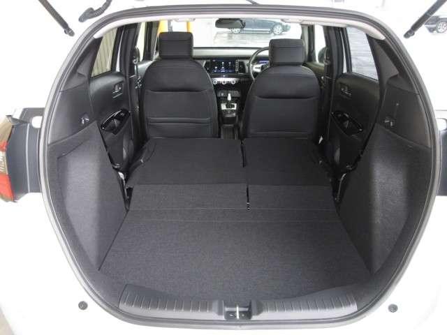 ホーム 当社試乗車 純正9インチナビBluetooth ETC(17枚目)