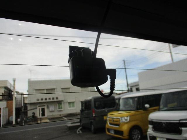 ムーヴ Ｌ　ディスプレイオーディオ．ＥＴＣ．ドラレコ前後　ＥＴＣ装備　横滑防止装置　ワンオーナー　オートエアコン　パワステ　キーレス　ドライブレコーダー　パワーウィンドウ　バックカメラ付　Ｉストップ（14枚目）