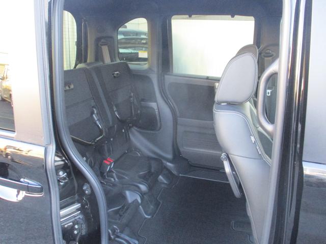 Ｎ－ＢＯＸカスタム Ｌターボスタイル＋ブラック　純正ナビ．ＥＴＣ．電子パーキング．両側電動スライドドア．ドラレコ前後　ターボエンジン　コーナーセンサ　スマ－トキ－　エアバック　横滑り防止機能　ナビ＆ＴＶ　サイドカーテンエアバック　Ｄレコ　ＵＳＢ接続（12枚目）