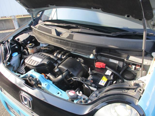 Ｎ－ＯＮＥ Ｇ・Ｌパッケージ　スマートキー　バックカメラ　整備記録簿有　ＤＶＤ再生可　ｉストップ　盗難防止　フルオートエアコン　パワーウィンドウ　助手席エアバック　ＵＳＢ　ＥＳＣ　運転席エアバッグ　ＬＥＤヘッドライト　ＡＢＳ（6枚目）