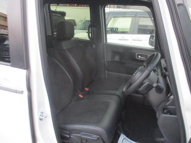 Ｎ－ＢＯＸカスタム ターボ　・雹害車　純正ナビ．ＥＴＣ．両側電動スライドドア．ＬＥＤヘッドライト　１オナ　衝突被害軽減　キーフリー　Ｐセンサー　ＥＳＣ　パワステ　両席エアバック　サイドエアバッグ　ターボ車　ＵＳＢ接続　スマキー（10枚目）