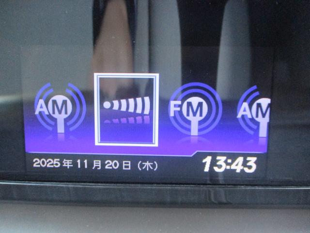 Ｎ－ＯＮＥ ツアラー・Ｌパッケージ　純正ナビ．ＥＴＣ．ドラレコ．Ｂｌｕｅｔｏｏｔｈ　ターボエンジン　アイドリングストップ　パワーステアリング　スマートキー　クルーズコントロール　エアバック　ＡＡＣ　キーレス　助手席エアバッグ（6枚目）