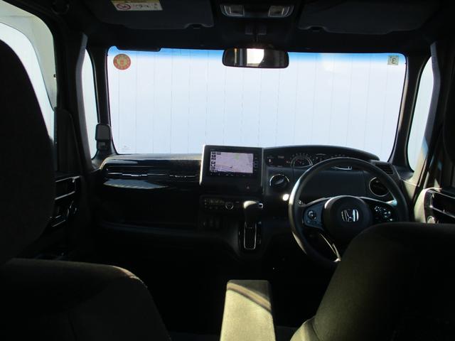 Ｎ－ＢＯＸカスタム Ｌ　Ｐソナー　サイドエアバッグ　ナビＴＶ　Ａストップ　シートヒータ　キーフリーシステム　ＬＥＤライト　リアカメ　クルーズコントロール　ＡＣ　ＤＶＤ視聴可能　スマキー　ＥＴＣ　横滑り防止　フルセグＴＶ（2枚目）