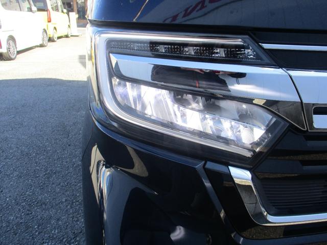 Ｎ－ＢＯＸカスタム Ｌ　Ｐソナー　サイドエアバッグ　ナビＴＶ　Ａストップ　シートヒータ　キーフリーシステム　ＬＥＤライト　リアカメ　クルーズコントロール　ＡＣ　ＤＶＤ視聴可能　スマキー　ＥＴＣ　横滑り防止　フルセグＴＶ（8枚目）