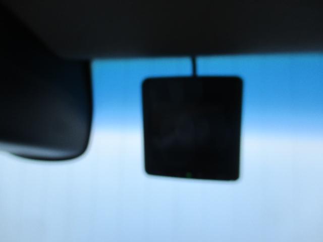 Ｎ－ＢＯＸ ＧＳＳパッケージ　純正ナビ．ドラレコ．ＥＴＣ．　Ｗ電動ドア　Ｉストップ　ブレーキサポート　ダブルエアバック　ＴＶナビ　サイドカーテンエアバック　地デジ　スマートキー＆プッシュスタート　ＤＶＤ視聴可　ＥＴＣ付き　横滑防止（5枚目）