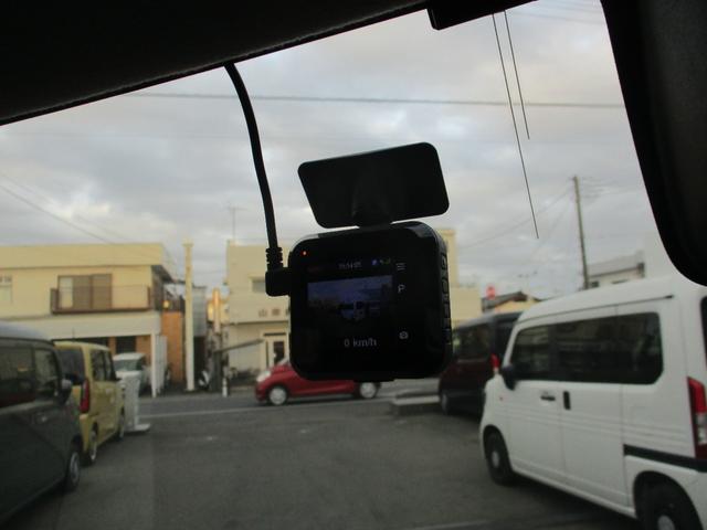 デイズルークス ＸＶセレクション　ＤＶＤ再生可能　踏み間違い衝突防止　Ｗ電動ドア　スマキー　ＵＳＢ接続　ナビＴＶ　盗難防止　地デジＴＶ　横滑防止　バックカメラ　キーフリー　サイドカメラ　ドライブレコーダー　ＡＢＳ（2枚目）