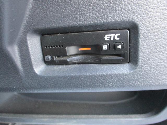 スペーシアカスタム ＸＳターボ　純正ナビ．ＥＴＣ．全方位カメラ．両側電動スライドドア．ドラレコ　キーレス　アラウンドビューモニター　スマキー　パワーステアリング　オートクルーズコントロール　横滑り防止機能　ワンセグ　Ｂカメラ　ＵＳＢ（4枚目）