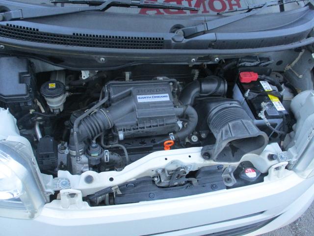 Ｎ－ＢＯＸスラッシュ Ｘ・ターボパッケージ　純正ナビ．サウンドマッピング．ＥＴＣ．ドラレコ前後．電子パーキング．　リアカメラ　シートヒーター　ターボ車　横滑り防止　ＥＴＣ付き　ＤＶＤ　キーフリー　パワーステアリング　オートエアコン（17枚目）