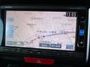 メモリーナビを装備しております。　お出かけに大変便利です。
