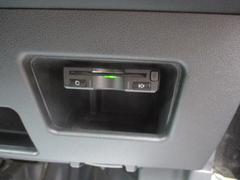 ＥＴＣ車載器で有料道路も楽々です。 6