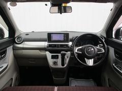 インパネ周りのお写真です。　視界が広く運転がしやすくなっております。 5