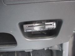 ＥＴＣ車載器で有料道路も楽々です。 4
