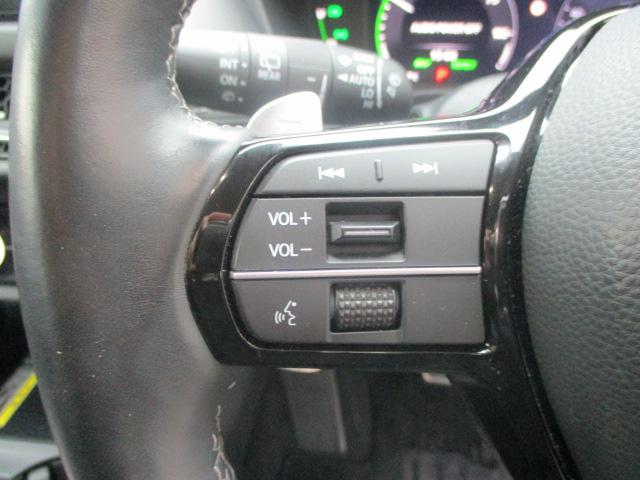 ZR-V e:HEVZ ワンオーナー・純正コネクトナビ・純正アルミホイール・純正LEDヘッドライト・純正ETC2.0車載器・マルチビューカメラシステム搭載 bluetooth Pセンサー レザー Bカメラ サイドエアバック(13枚目)