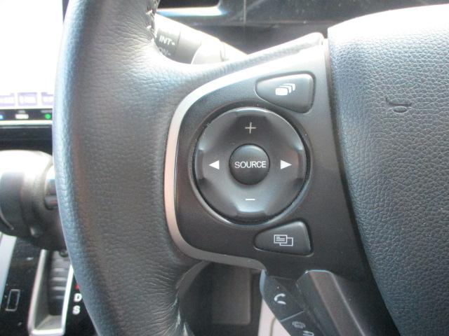 ステップワゴンスパーダ スパーダホンダセンシング　純正９インチナビ　９インチリアモニター純正フリップダウンモニター　７人乗り　ＬＥＤヘッドライト　　ＥＴＣ　両側電動スライドドア　純正アルミホイール　ワンオーナー　ＬＫＡ　盗難防止　助手席エアバッグ（11枚目）