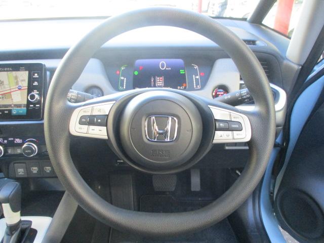 フィット ｅ：ＨＥＶクロスター　ＨｏｎｄａＳＥＮＳＩＮＧ・純正９インチナビ・純正ドライブレコーダー前後・ＥＴＣ２．０車載器・フルＬＥＤヘッドライト・純正アルミホイール・リアカメラ・ワンオーナー　ｂｌｕｅｔｏｏｔｈ　ルーフレール（10枚目）