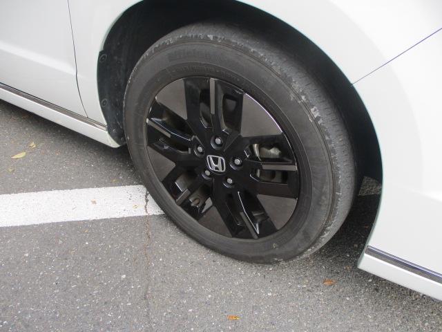 ステップワゴン ｅ：ＨＥＶスパーダ　ワンオーナー・純正ナビ・マルチビューＥＴＣ・ドラレコ・ブラインドスポット・両側電動スライドドア　１オーナー　マルチカメラ　デュアルエアコン　フルオートエアコン　ＥＳＣ　シートヒータ　オートライト（26枚目）