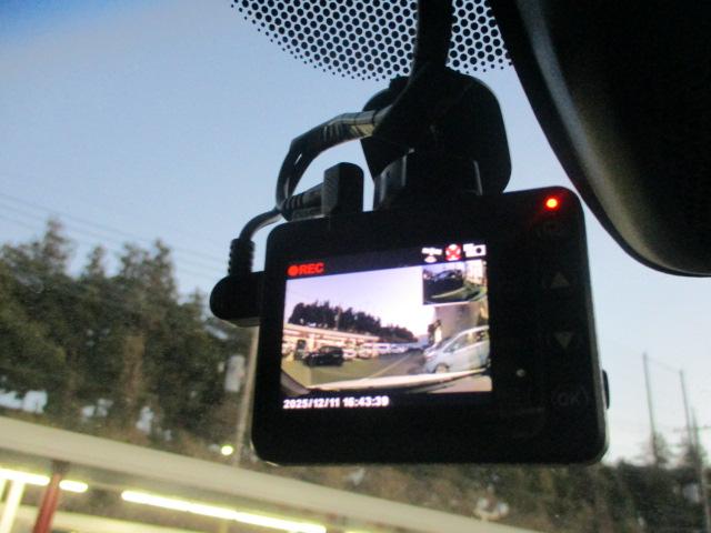 ヴェゼル ハイブリッドRS・ホンダセンシング ナビ・ETC・ホンダセンシング・運転席、助手席エアバック・サイドエアバック・サイドカーテンエアバック・運転席、助手席シートヒーター・LEDヘッドライト・LEDフォグライト・18インチアルミホイール(19枚目)