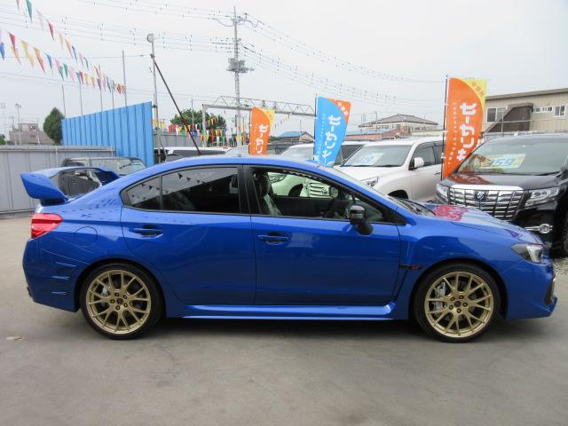 STI EJ20ファイナルエディション・最終型・555台限定抽選車・特別仕様車・ワンオーナー車・走行500km・レカロ半革・大型リアスポ・専用19ゴールドアルミ・8型ナビTV・フロント&左サイド・Bカメラ(8枚目)