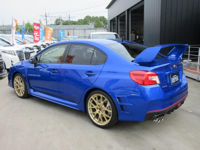 STI EJ20ファイナルエディション・最終型・555台限定抽選車・特別仕様車・ワンオーナー車・走行500km・レカロ半革・大型リアスポ・専用19ゴールドアルミ・8型ナビTV・フロント&左サイド・Bカメラ(9枚目)