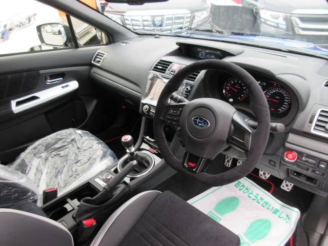 STI EJ20ファイナルエディション・最終型・555台限定抽選車・特別仕様車・ワンオーナー車・走行500km・レカロ半革・大型リアスポ・専用19ゴールドアルミ・8型ナビTV・フロント&左サイド・Bカメラ(15枚目)