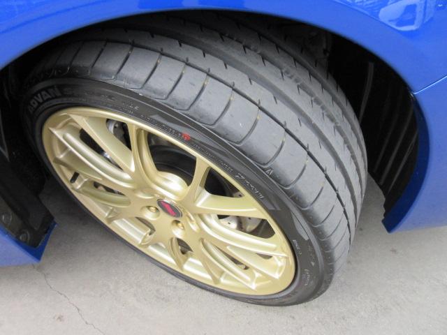 STI EJ20ファイナルエディション・最終型・555台限定抽選車・特別仕様車・ワンオーナー車・走行500km・レカロ半革・大型リアスポ・専用19ゴールドアルミ・8型ナビTV・フロント&左サイド・Bカメラ(51枚目)