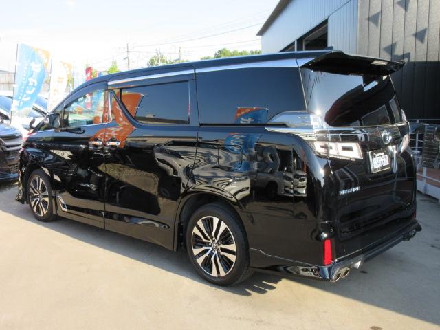 2.5Z Gエディション 後期型・4WD・トヨタセーフティセンス・純正10型ナビ・純正フリップダウンモニター・本革シート・エグゼクティブシート・エアシート&ヒーター・ステアリングヒーター・両側自動・電動ゲート・TRDフルエアロ(8枚目)